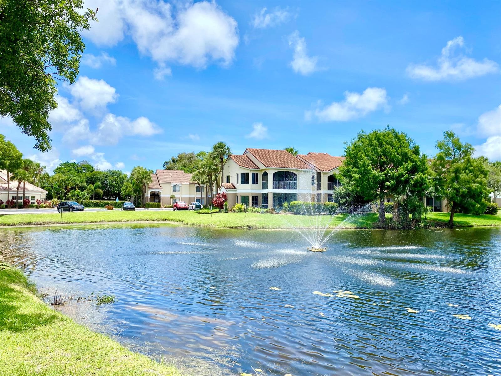 815 W Boynton Beach Boulevard 16-201 photo 22