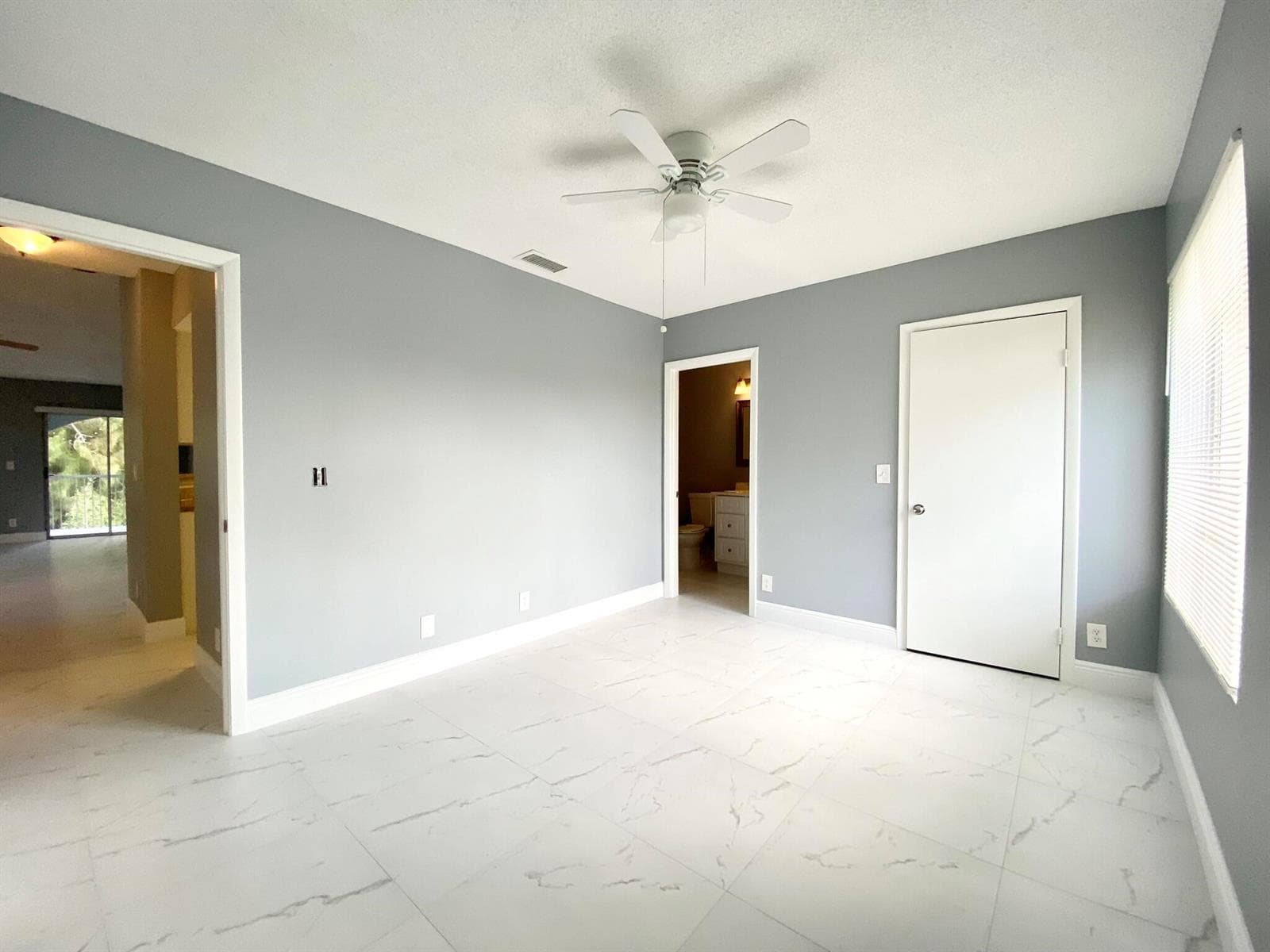 815 W Boynton Beach Boulevard 16-201 photo 20