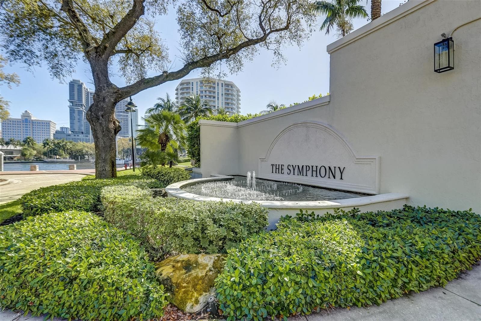 600 W Las Olas Boulevard 1601S photo 4