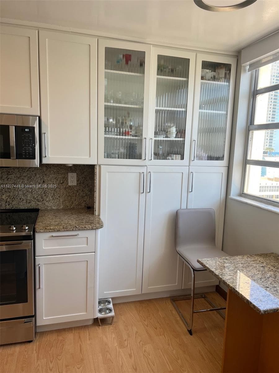 1833 S Ocean Dr 1702 photo 20