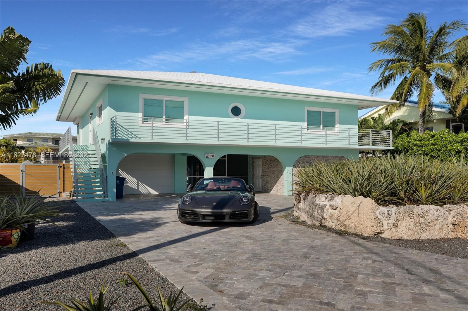 232 Seaview Dr photo 3