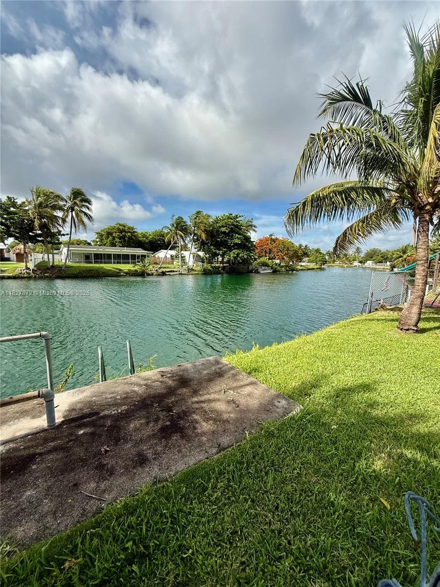 9740 Sterling Dr N/A photo 9