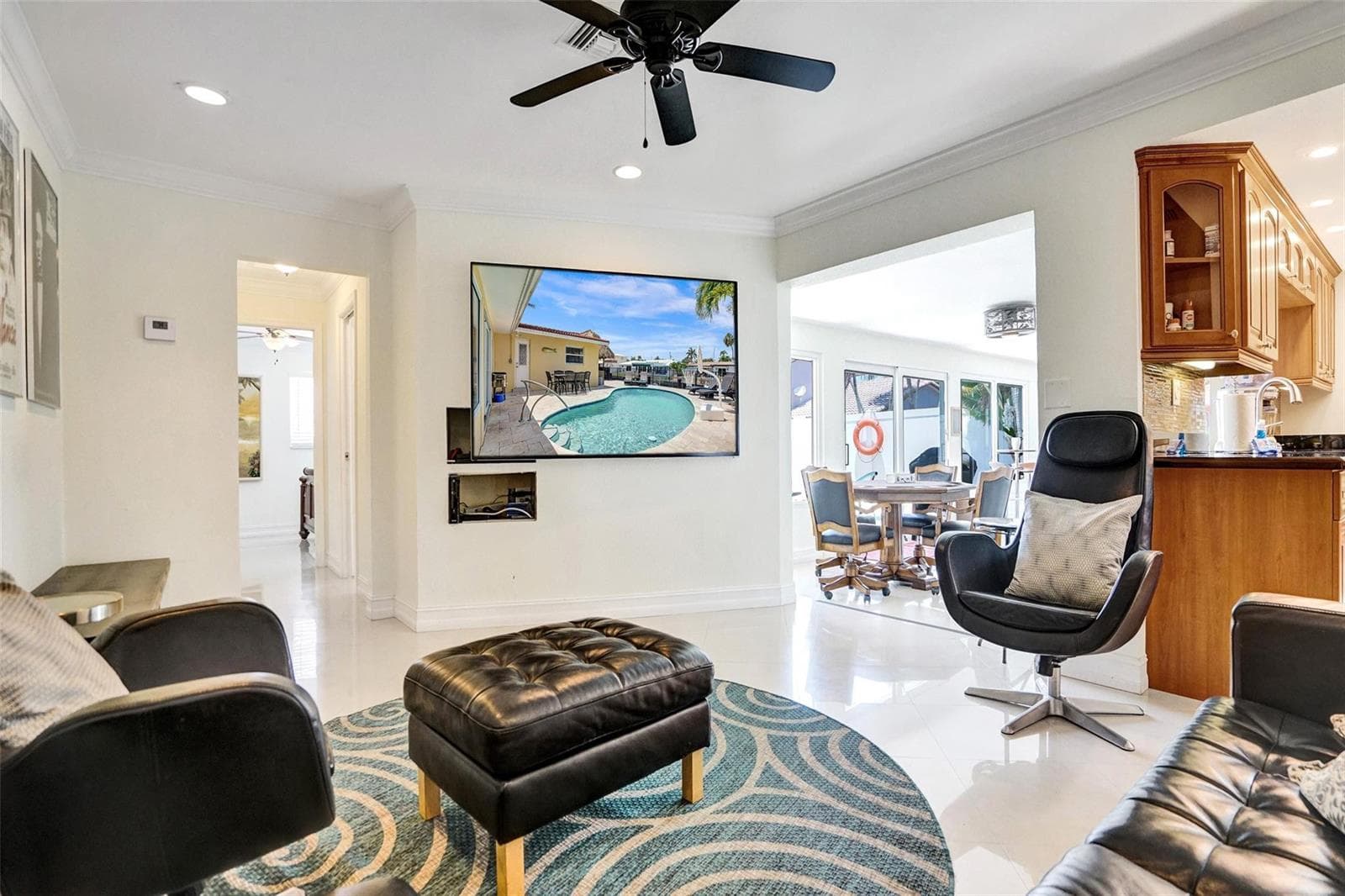 2051 Coral Reef Drive photo 17