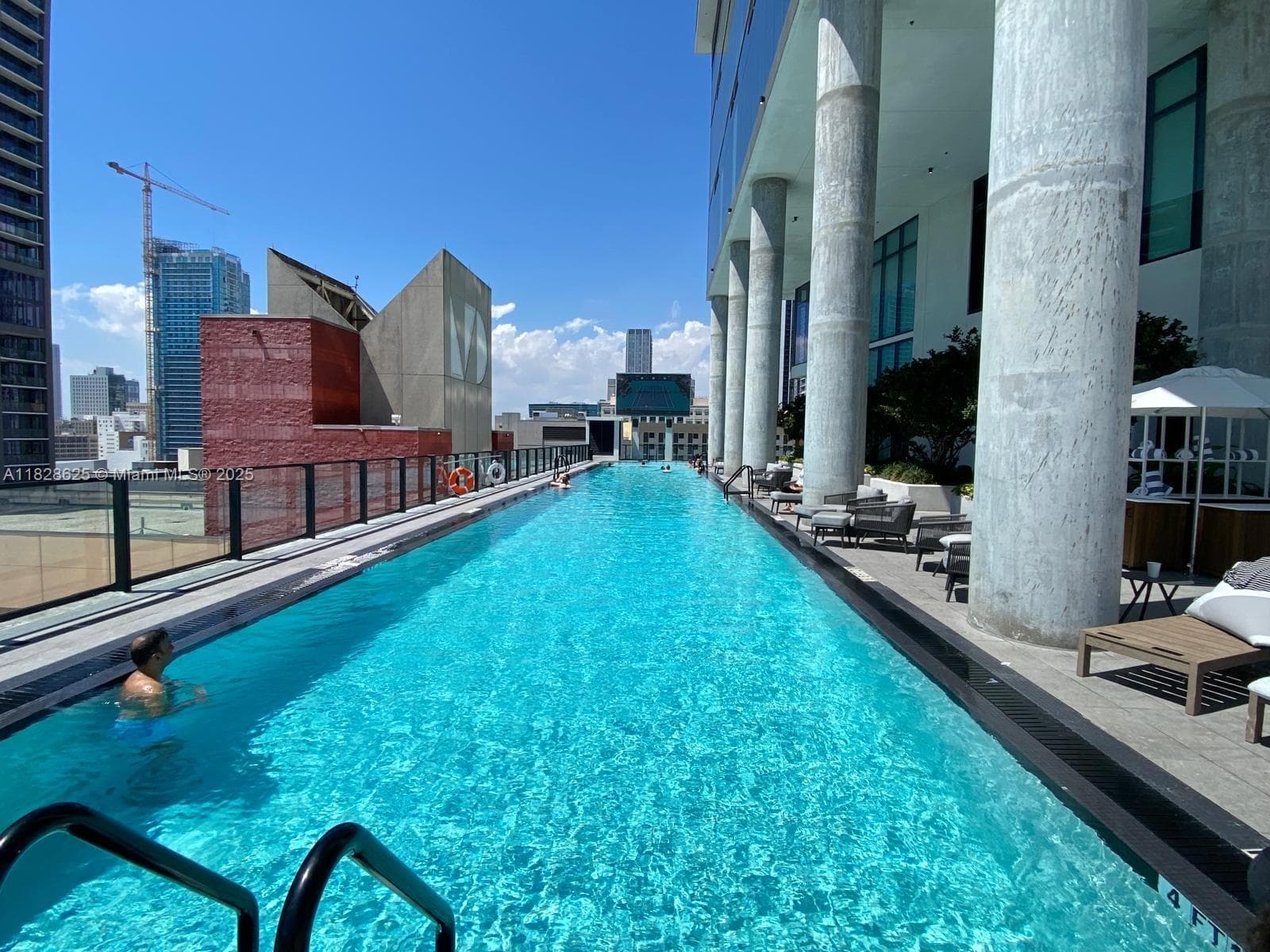 398 5th St 2910 photo 18