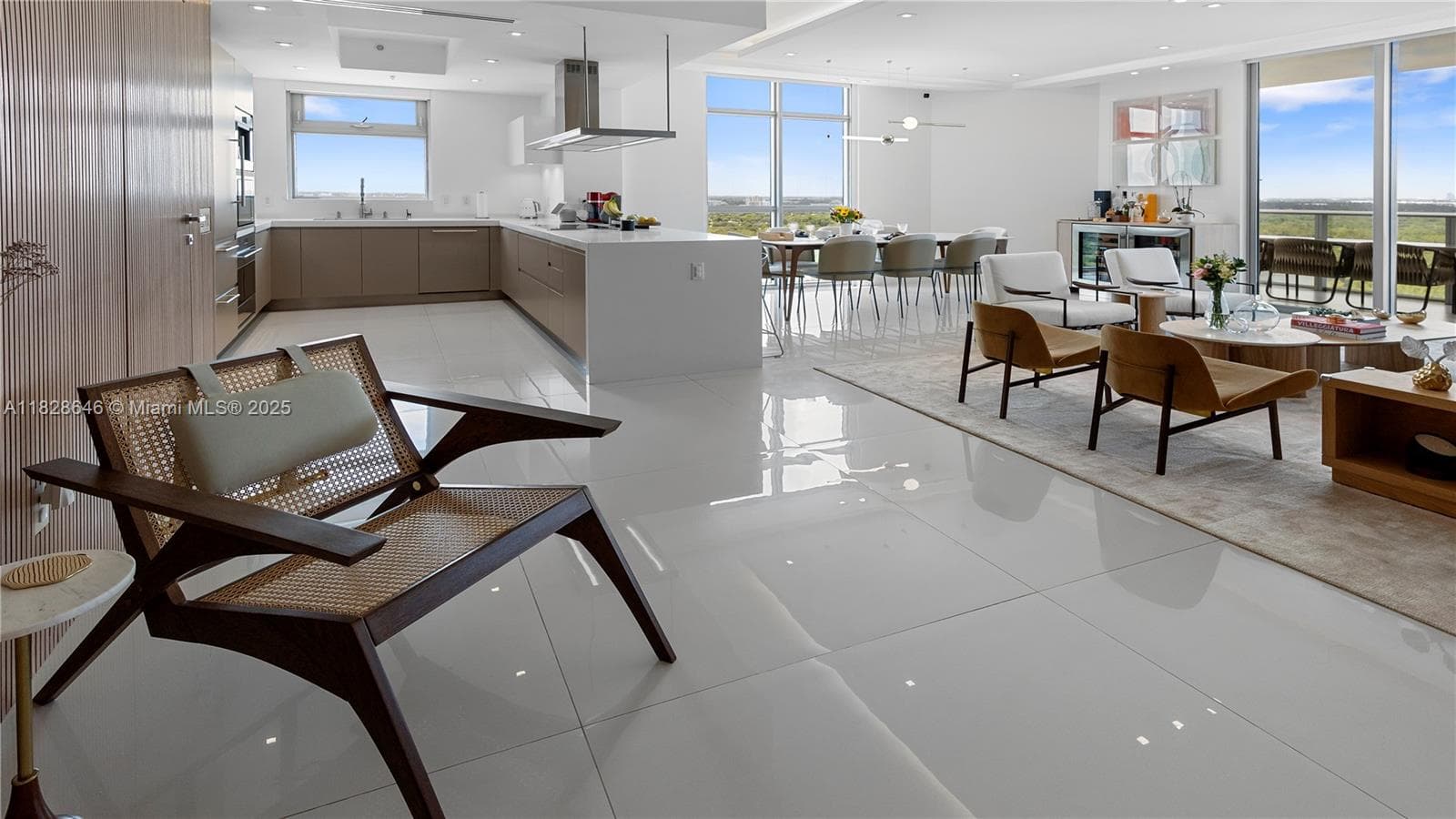 17301 Biscayne Blvd 2102 photo 8