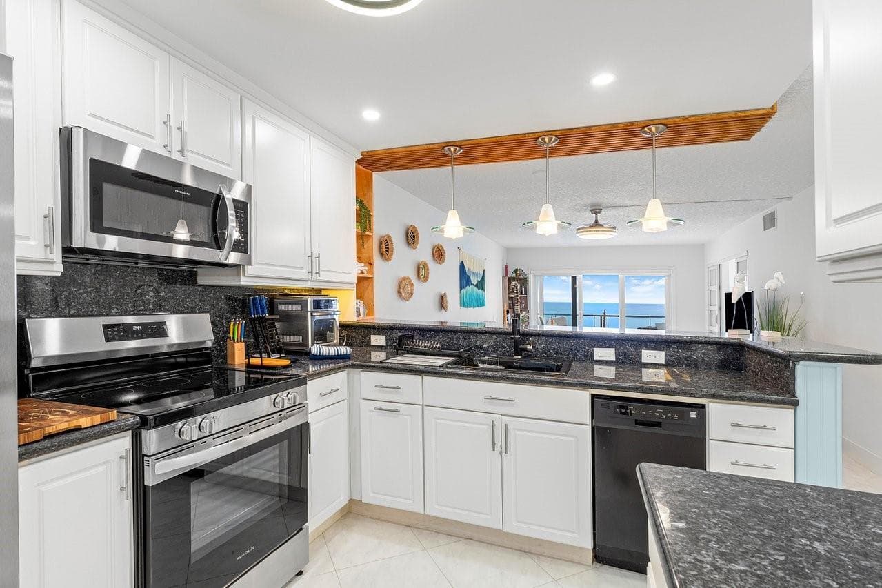 1500 S Ocean Boulevard 1403 photo 13