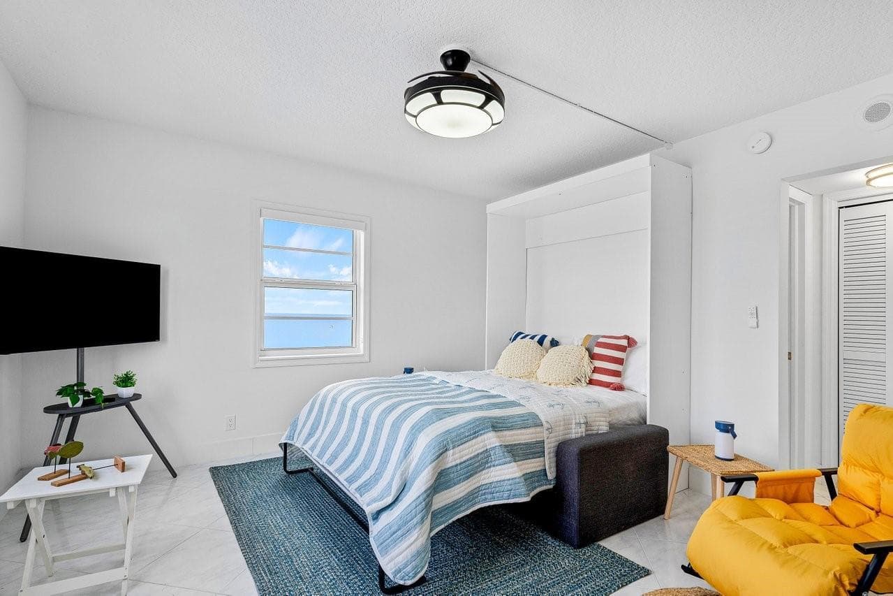 1500 S Ocean Boulevard 1403 photo 18