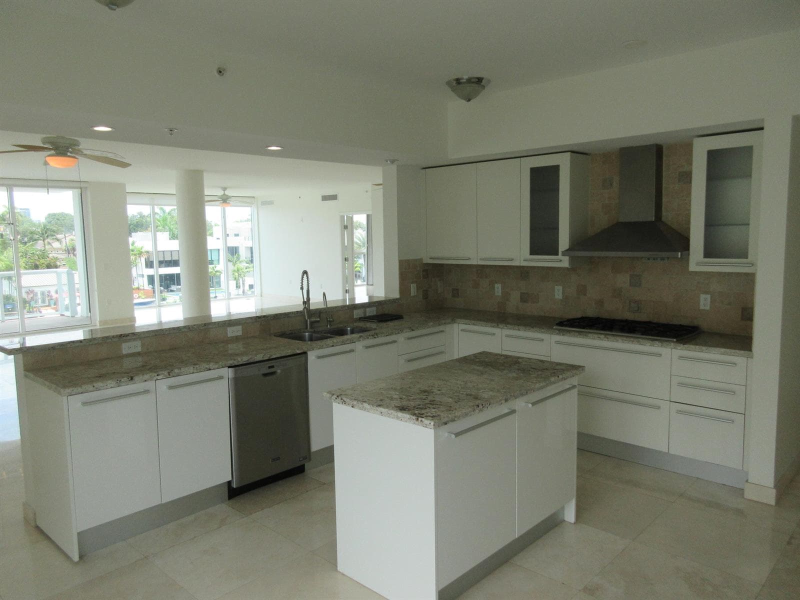 45 Hendricks Isle 301 photo 17