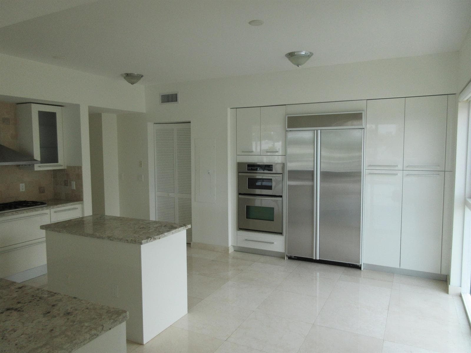 45 Hendricks Isle 301 photo 16