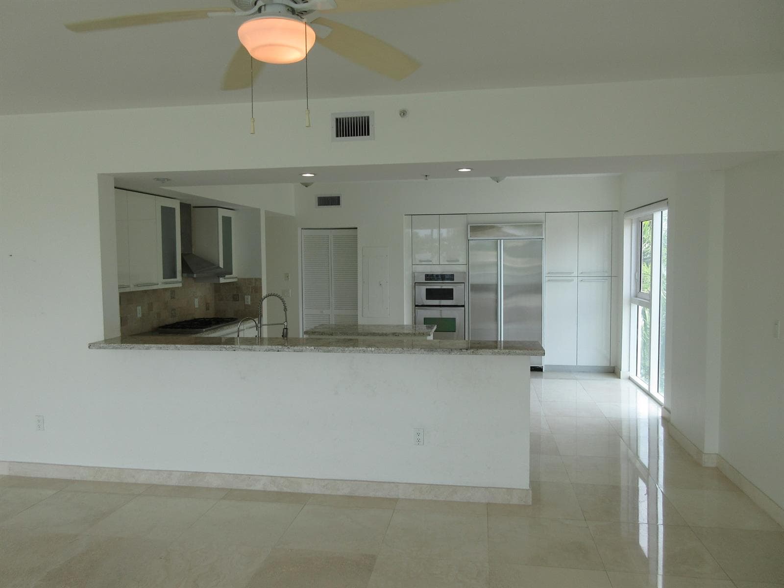45 Hendricks Isle 301 photo 15