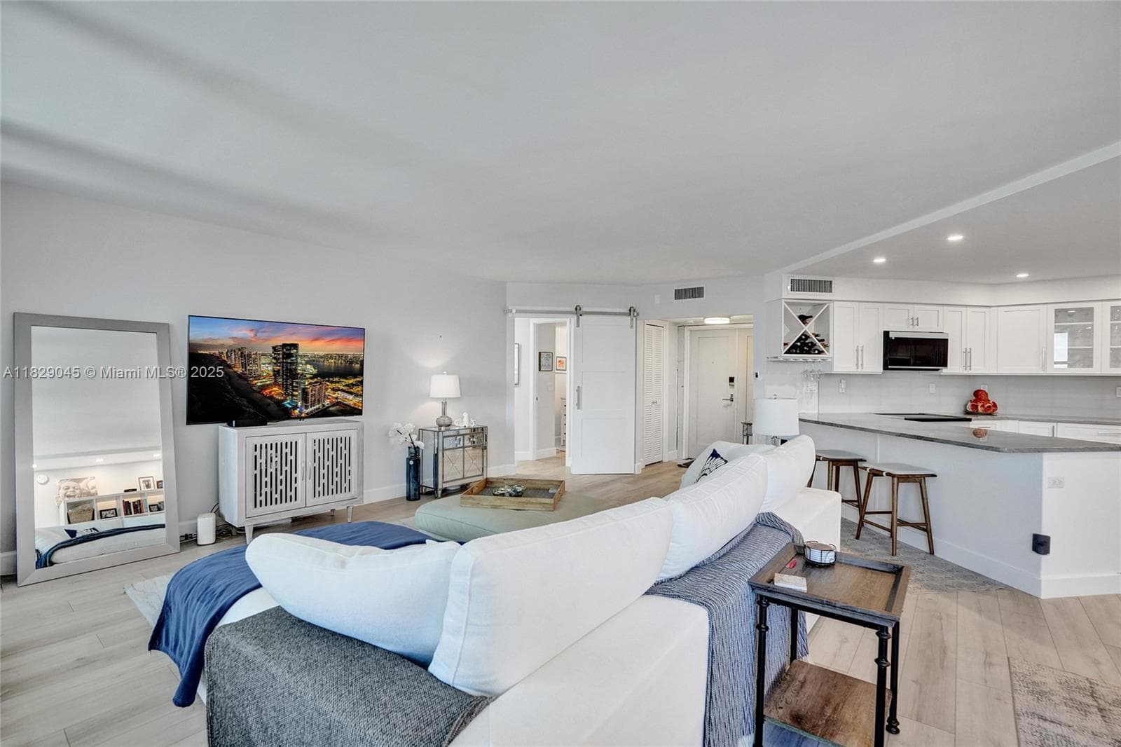 1340 Ocean Blvd 403 photo 10