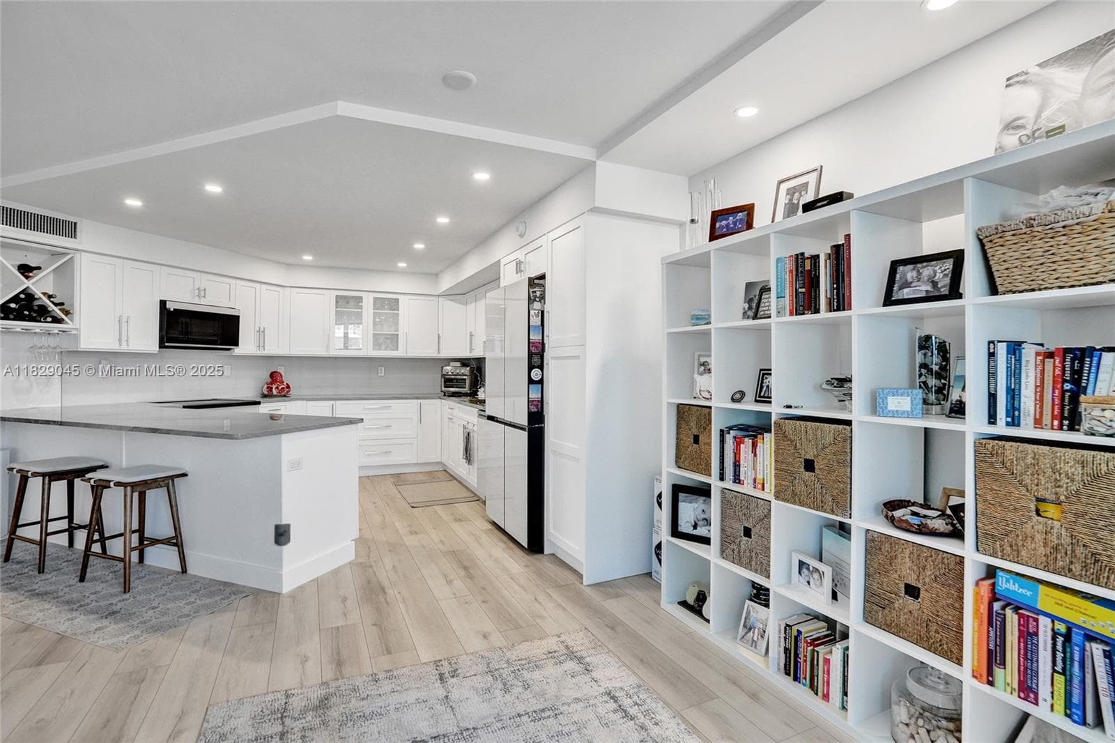 1340 Ocean Blvd 403 photo 11