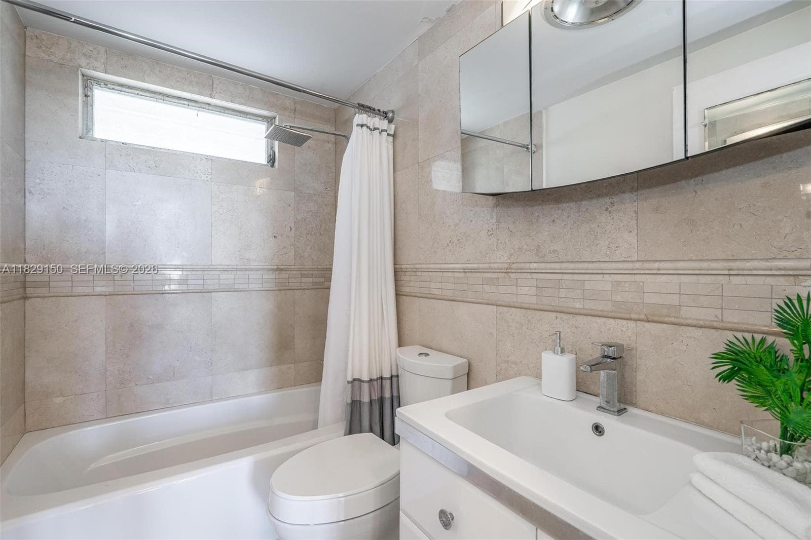9101 E Bay Harbor Dr 705 photo 15