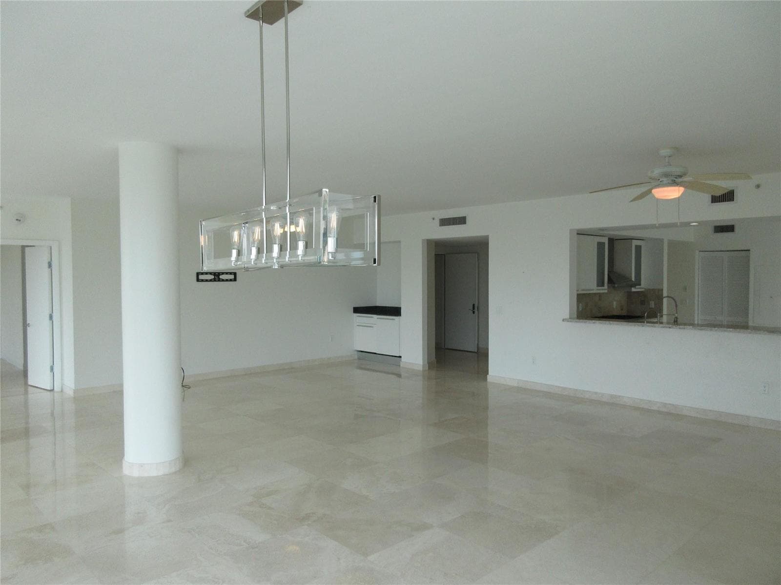 45 Hendricks Isle 301 photo 14