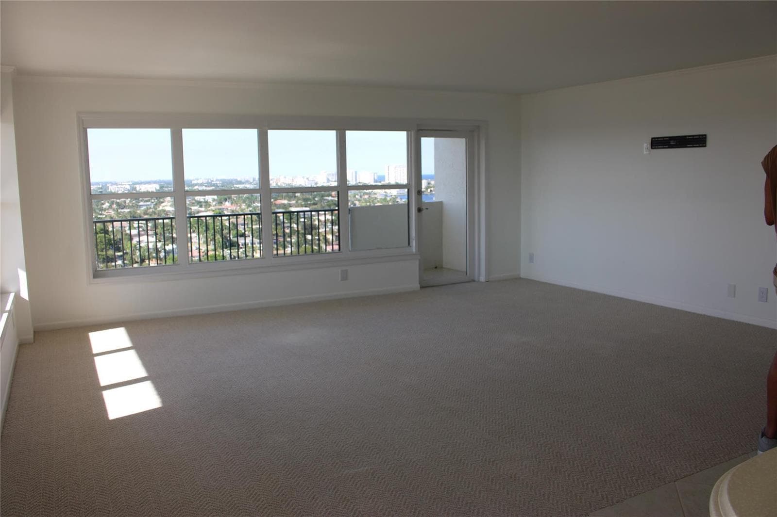 3200 Port Royale Drive 2007 photo 2