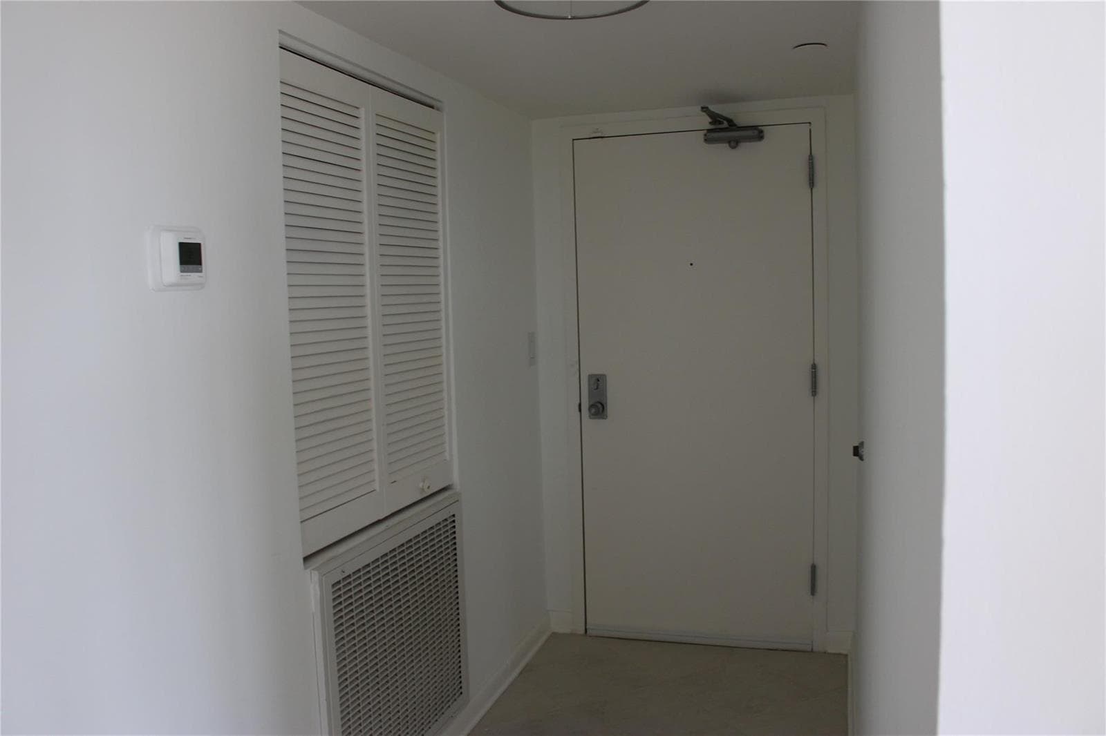 3200 Port Royale Drive 2007 photo 20
