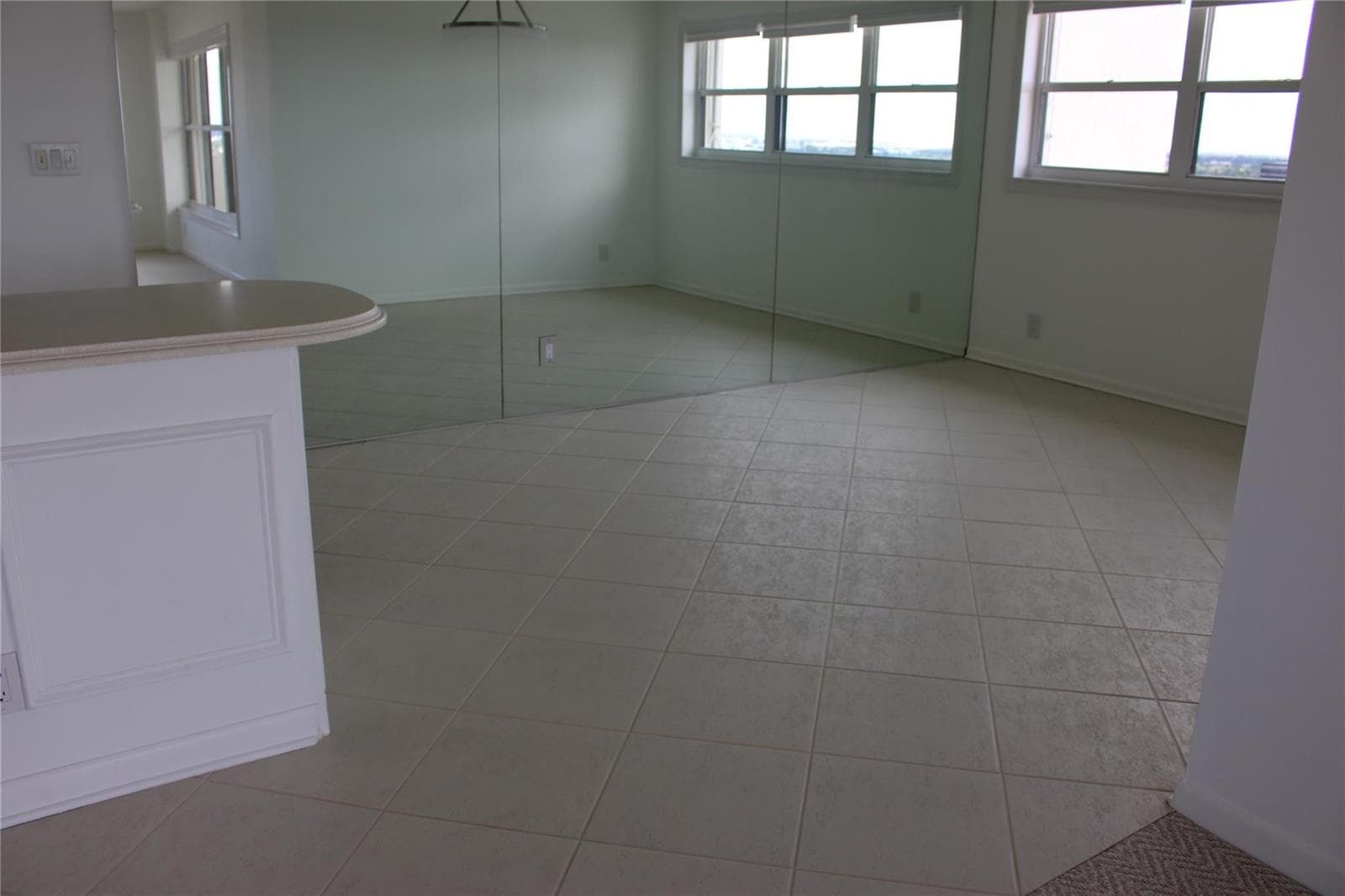3200 Port Royale Drive 2007 photo 11
