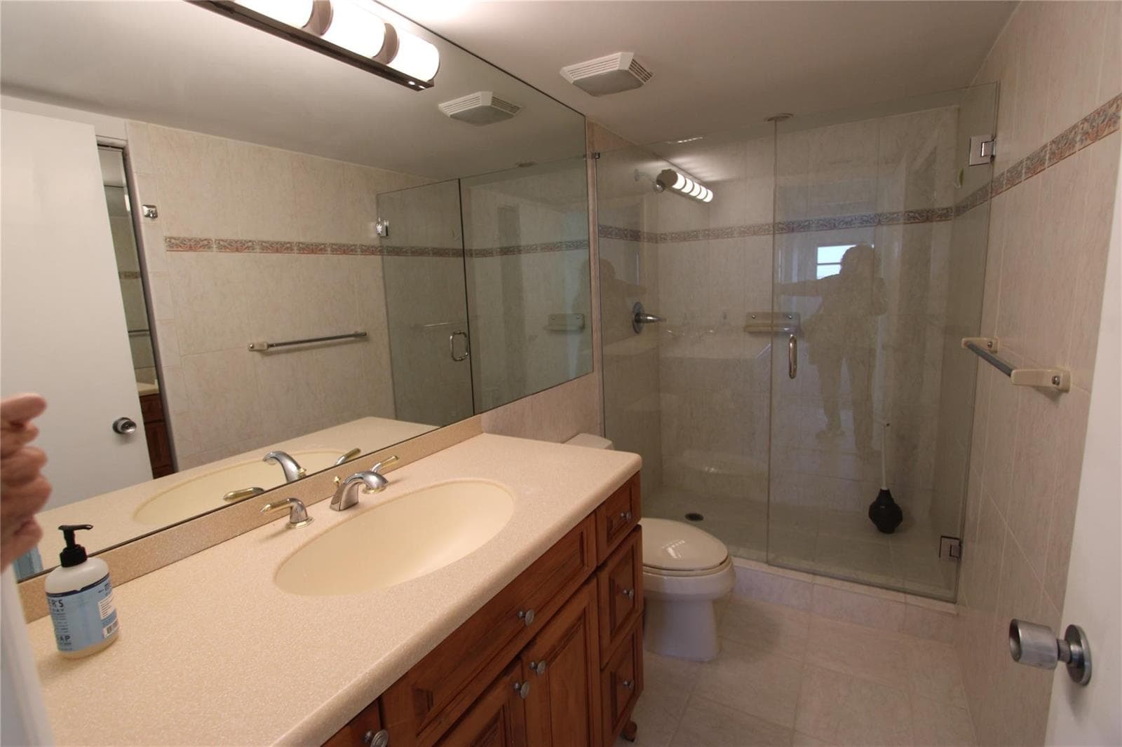 3200 Port Royale Drive 2007 photo 19