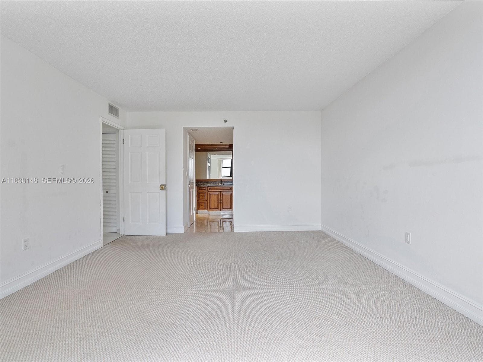 210 174th St 2005 photo 23