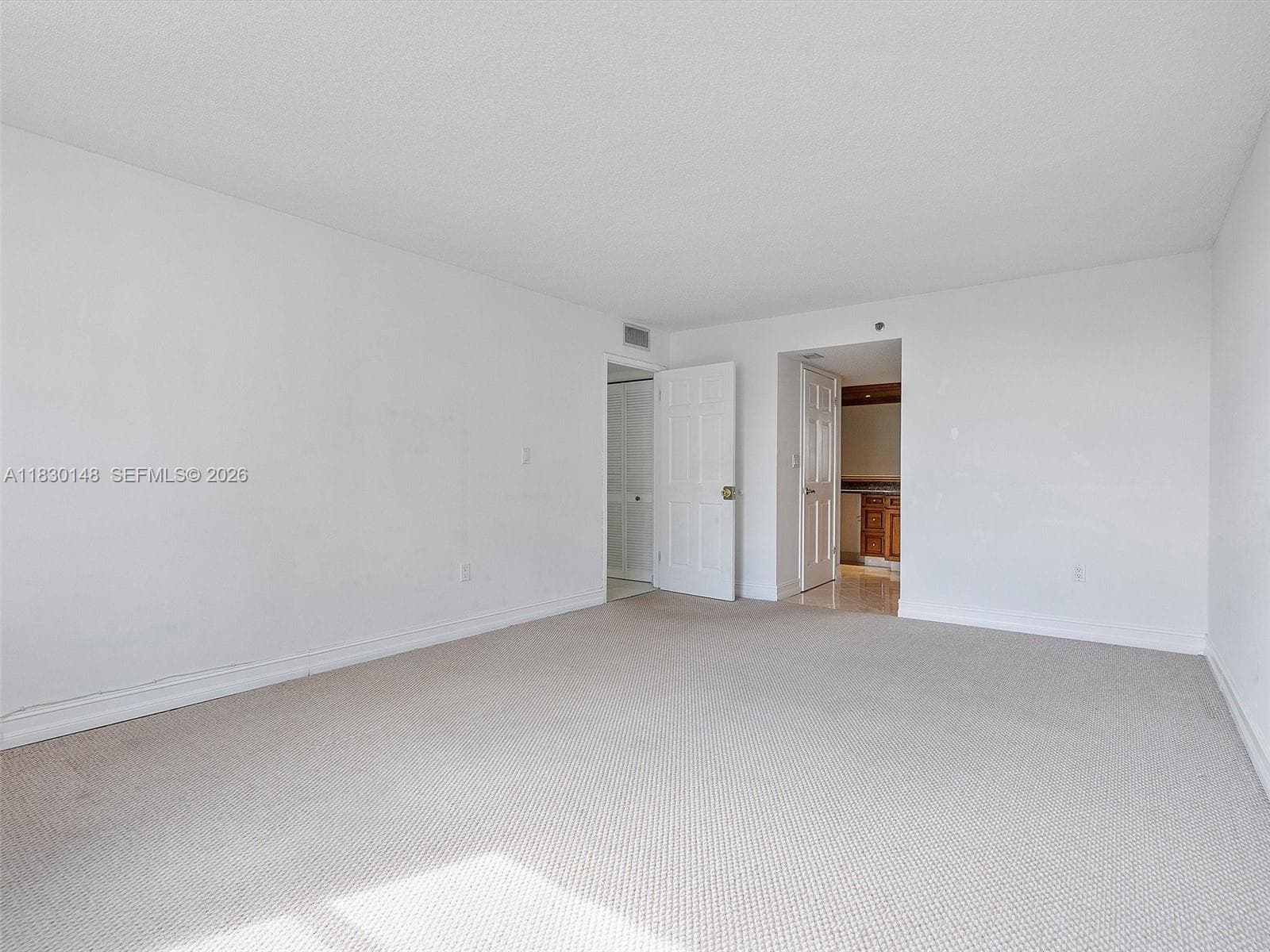 210 174th St 2005 photo 22