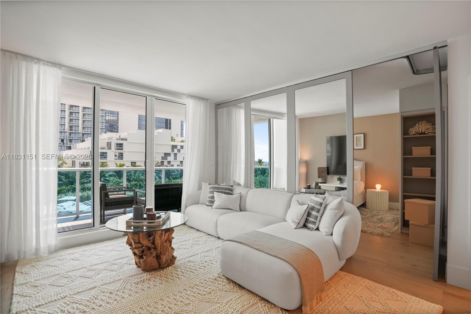2301 Collins Ave 407 photo 16