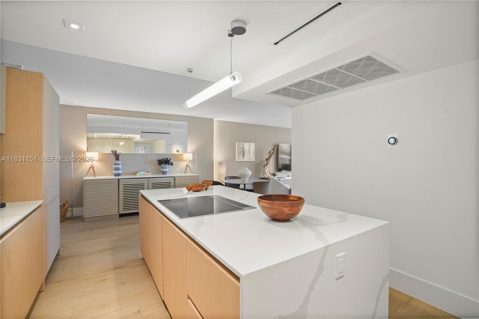 2301 Collins Ave 407 photo 12