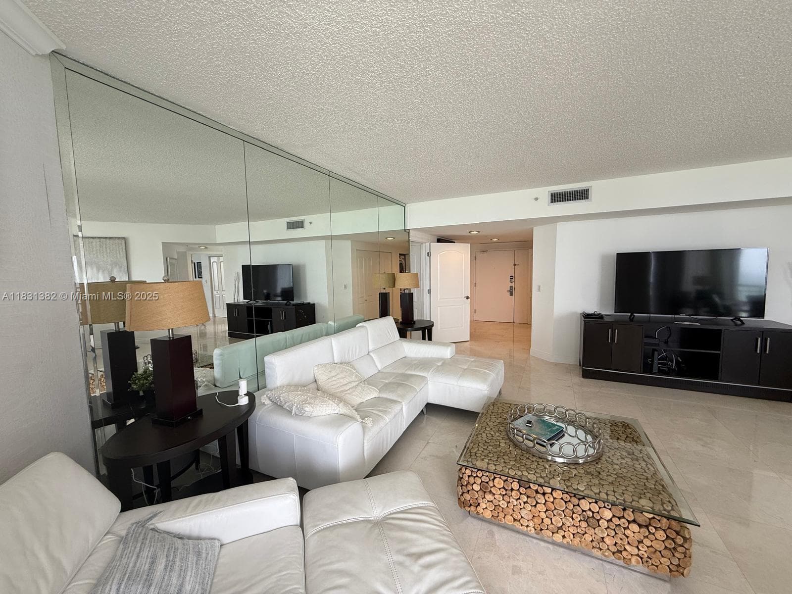 17375 Collins Ave 702 photo 6