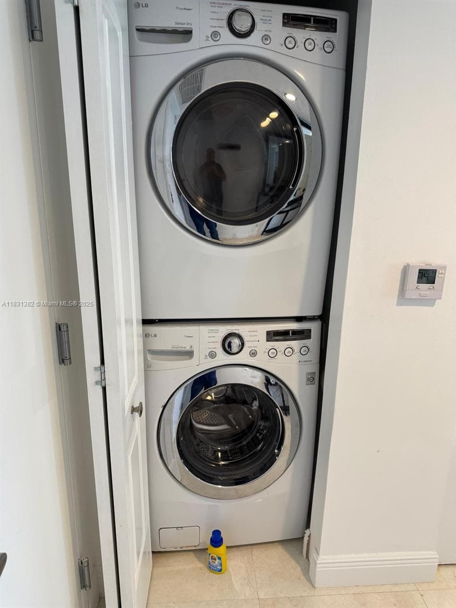 17375 Collins Ave 702 photo 15