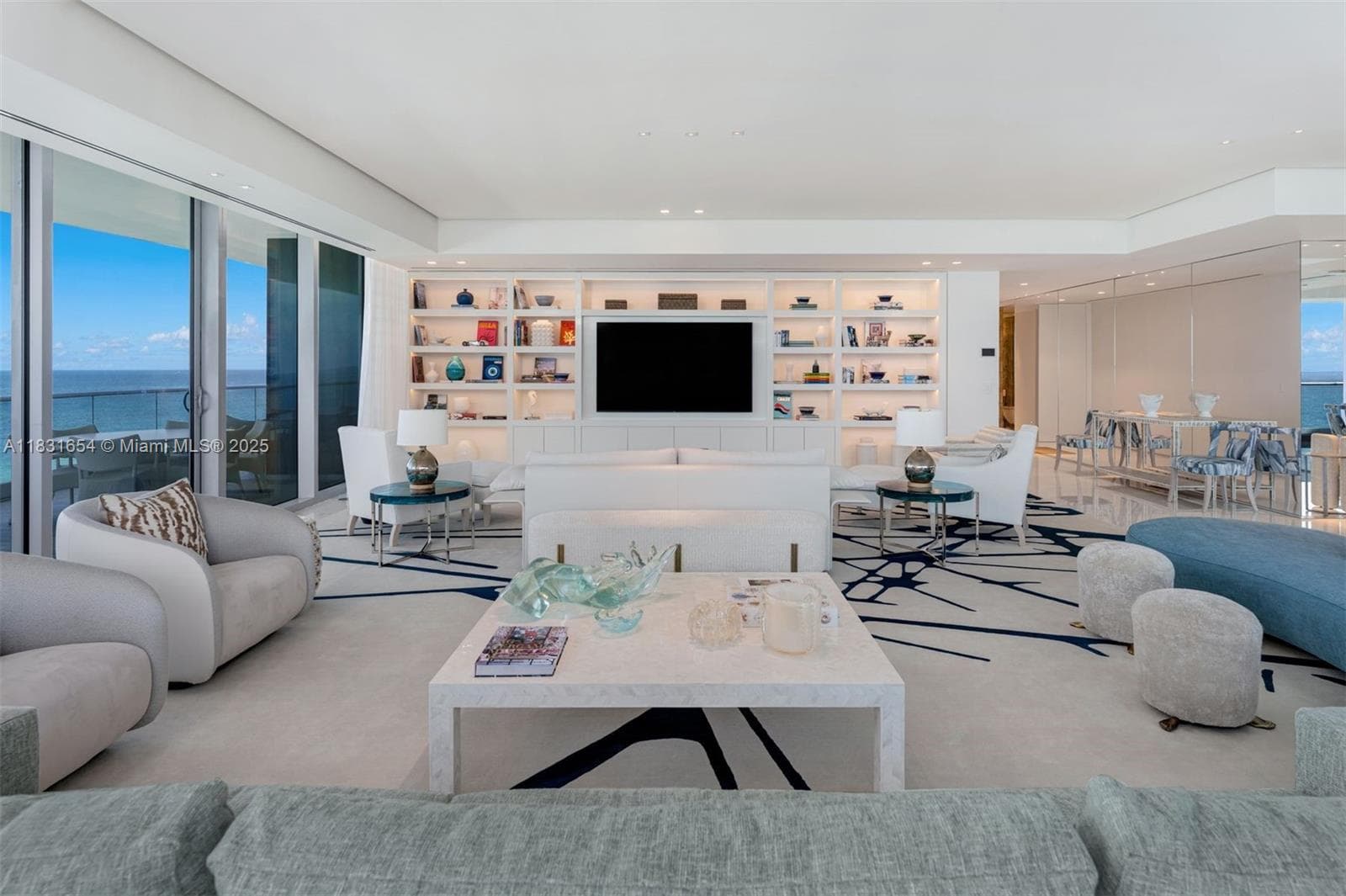 9349 Collins Ave 1101 photo 2