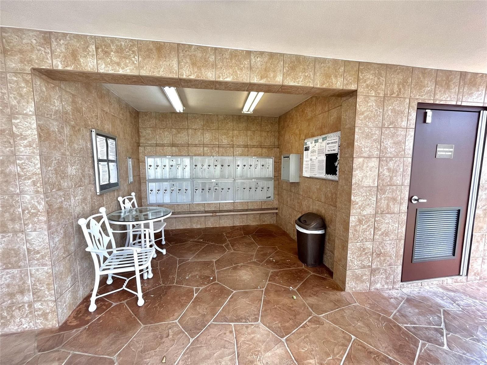 9691 N Belfort Circle 305 photo 23