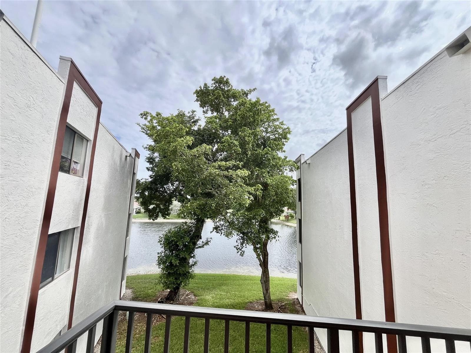 9691 N Belfort Circle 305 photo 2