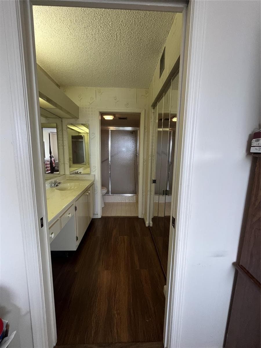 9691 N Belfort Circle 305 photo 17