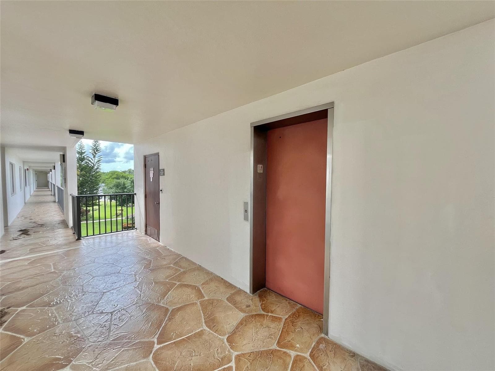 9691 N Belfort Circle 305 photo 12