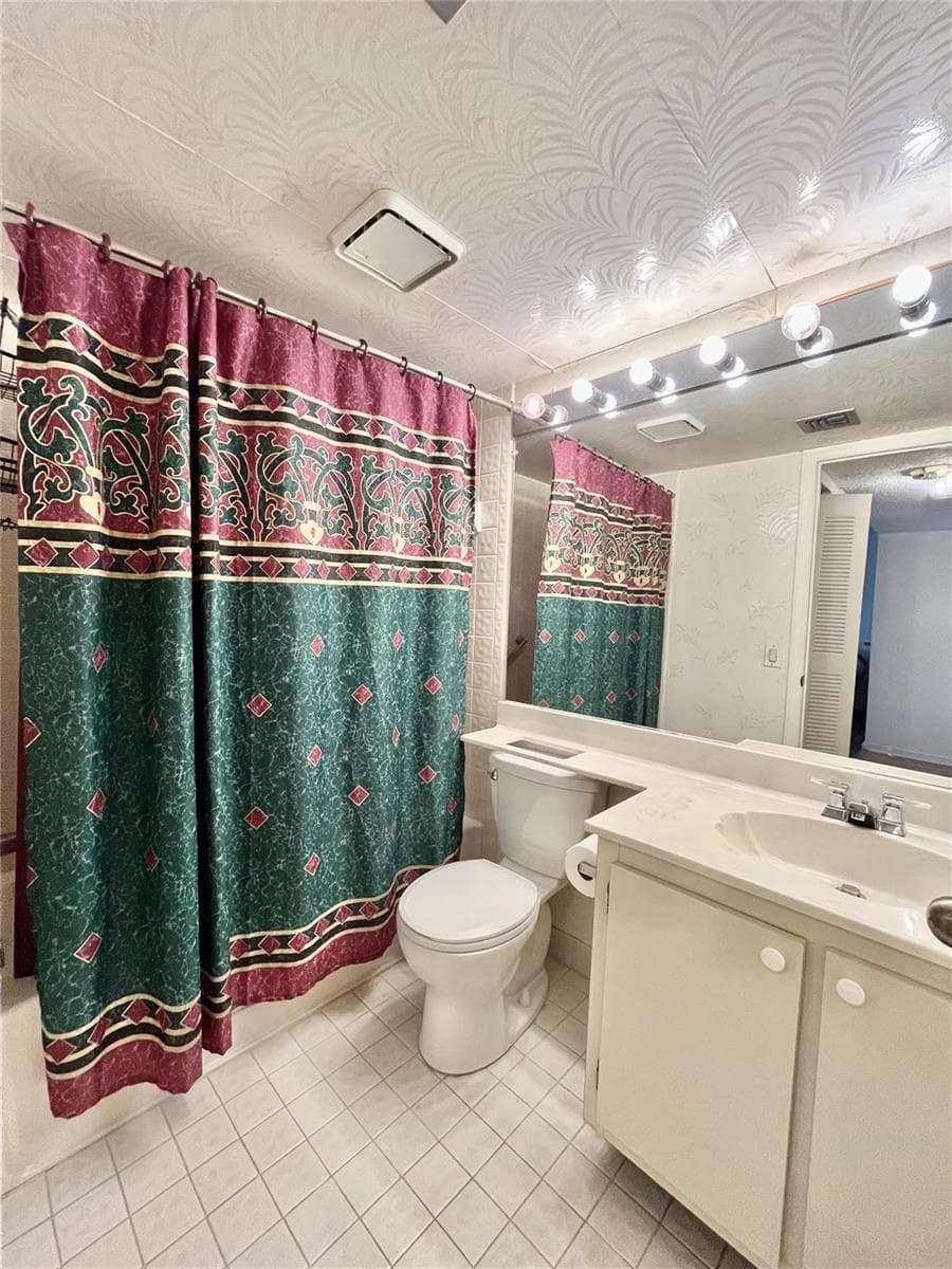 9691 N Belfort Circle 305 photo 21