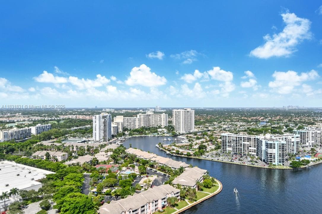 4010 S Ocean Dr R1406 photo 9