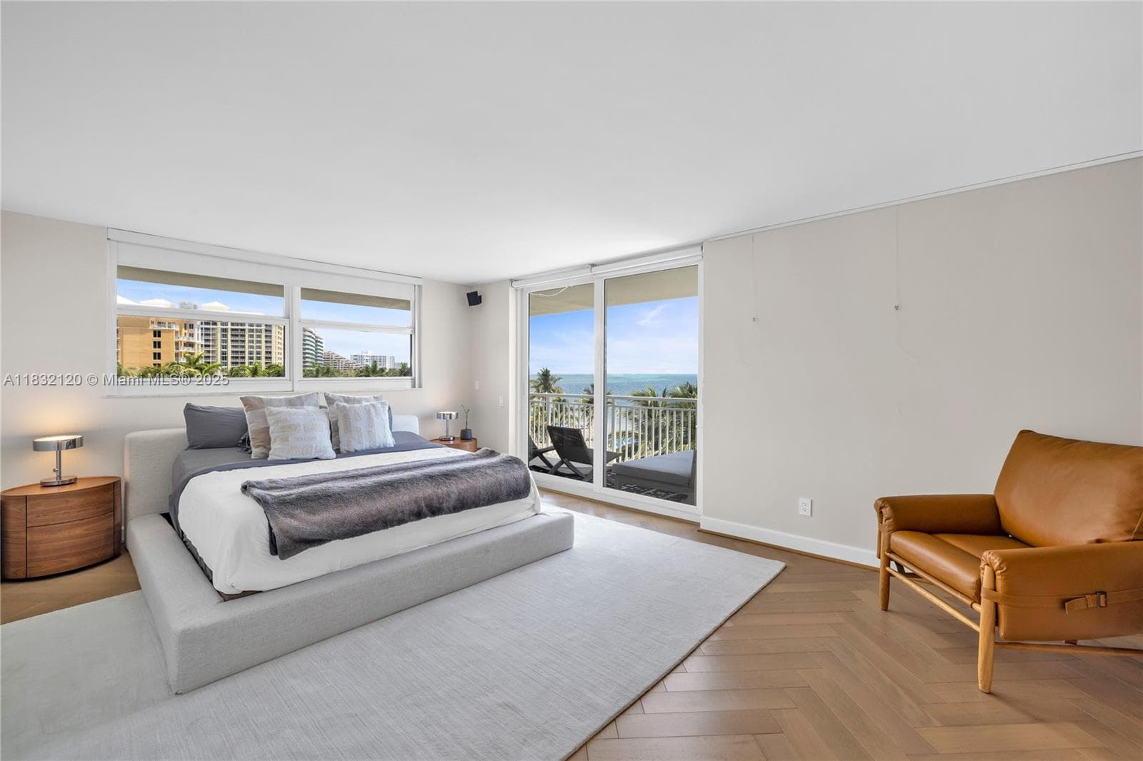 615 Ocean Dr 6A photo 8