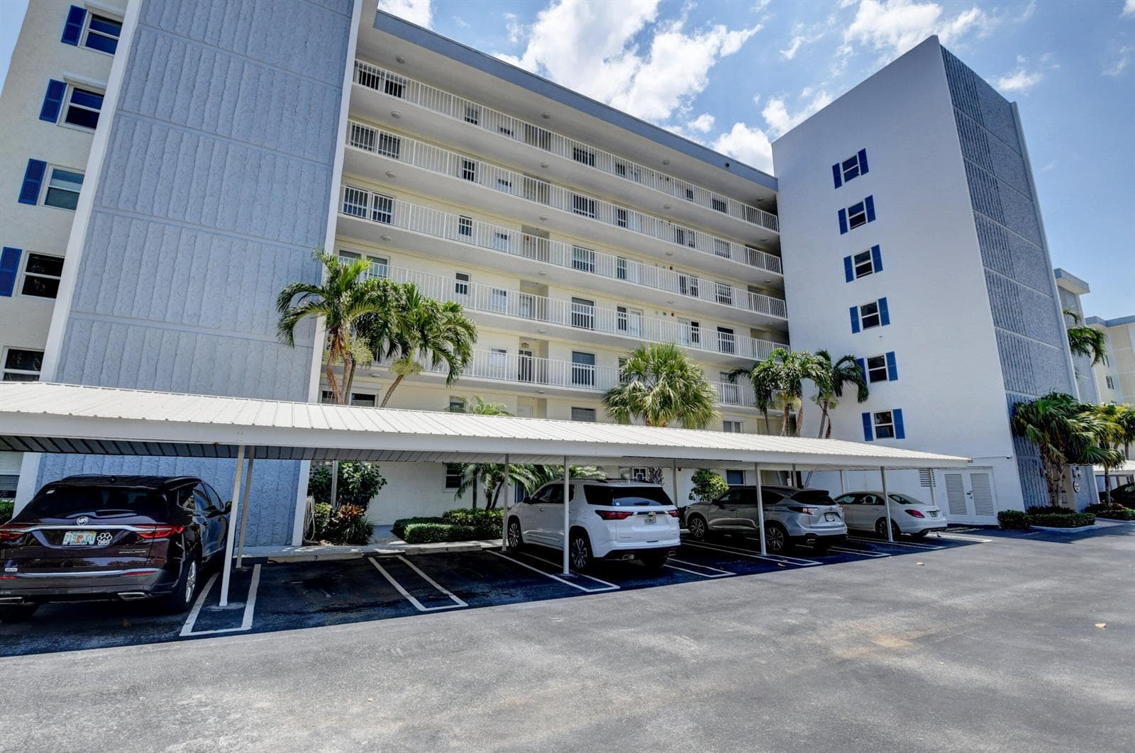 1 Harbourside Drive 3603 photo 2