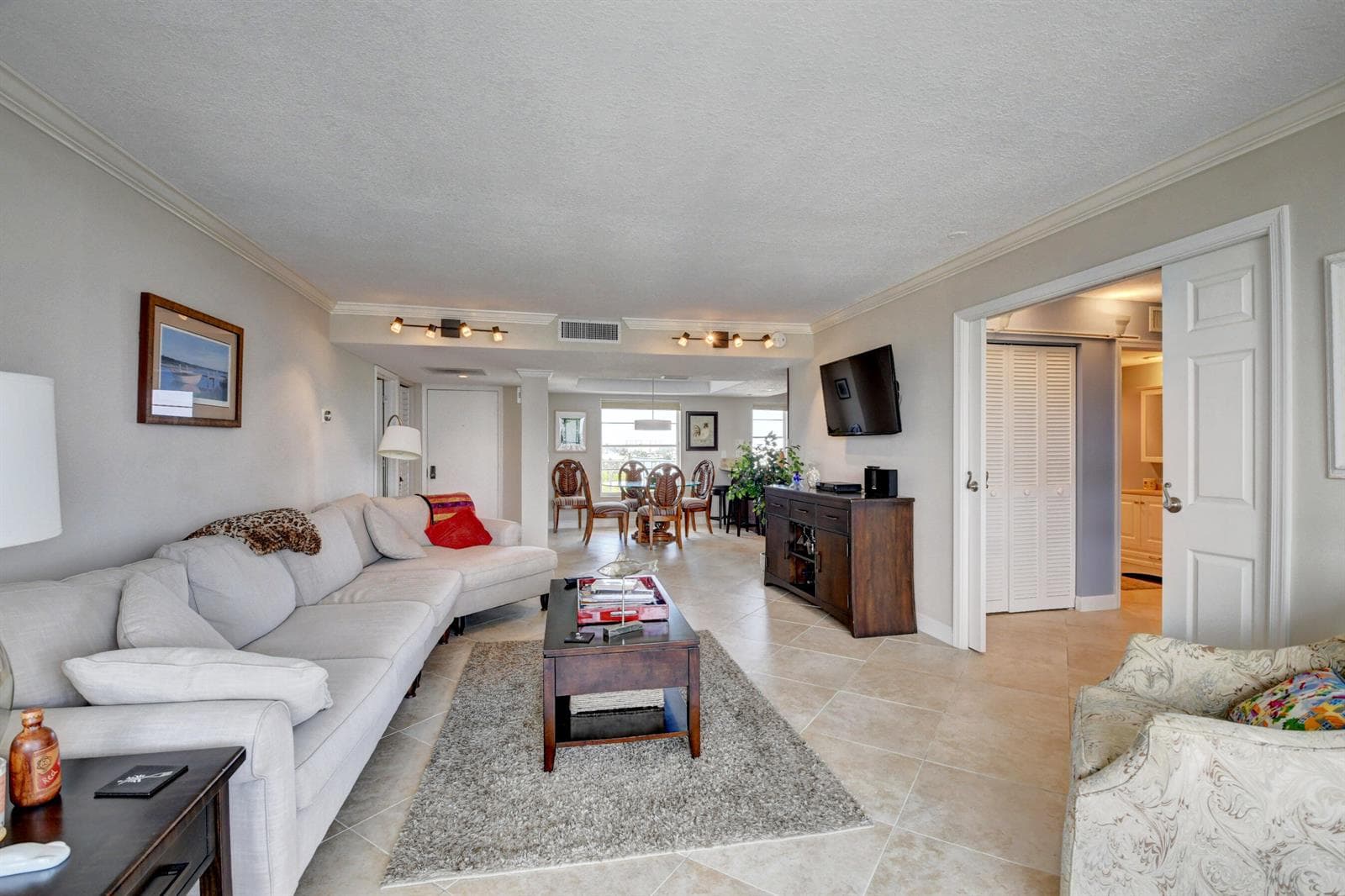 1 Harbourside Drive 3603 photo 6