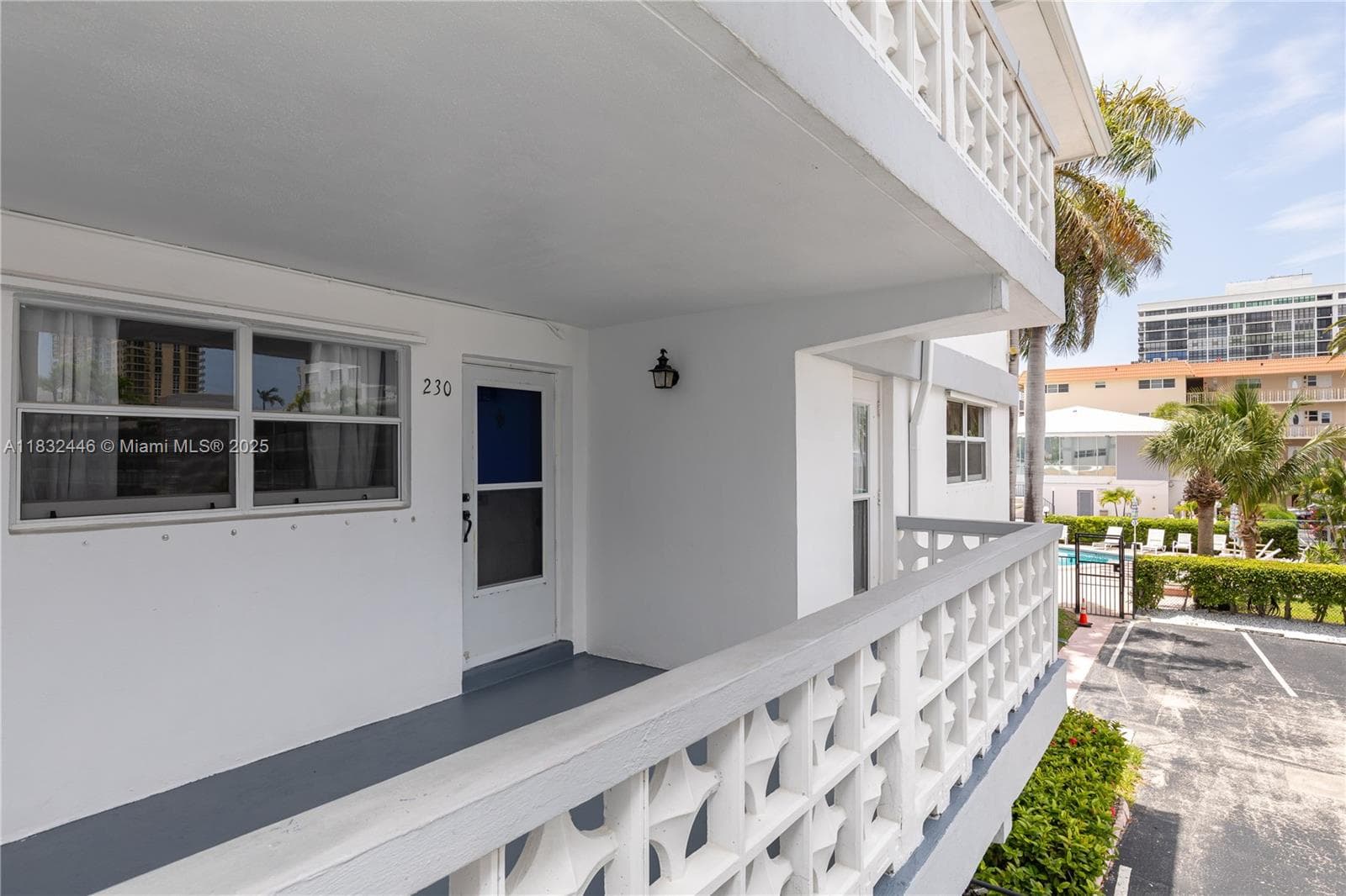 3135 S Ocean Dr 230 photo 22