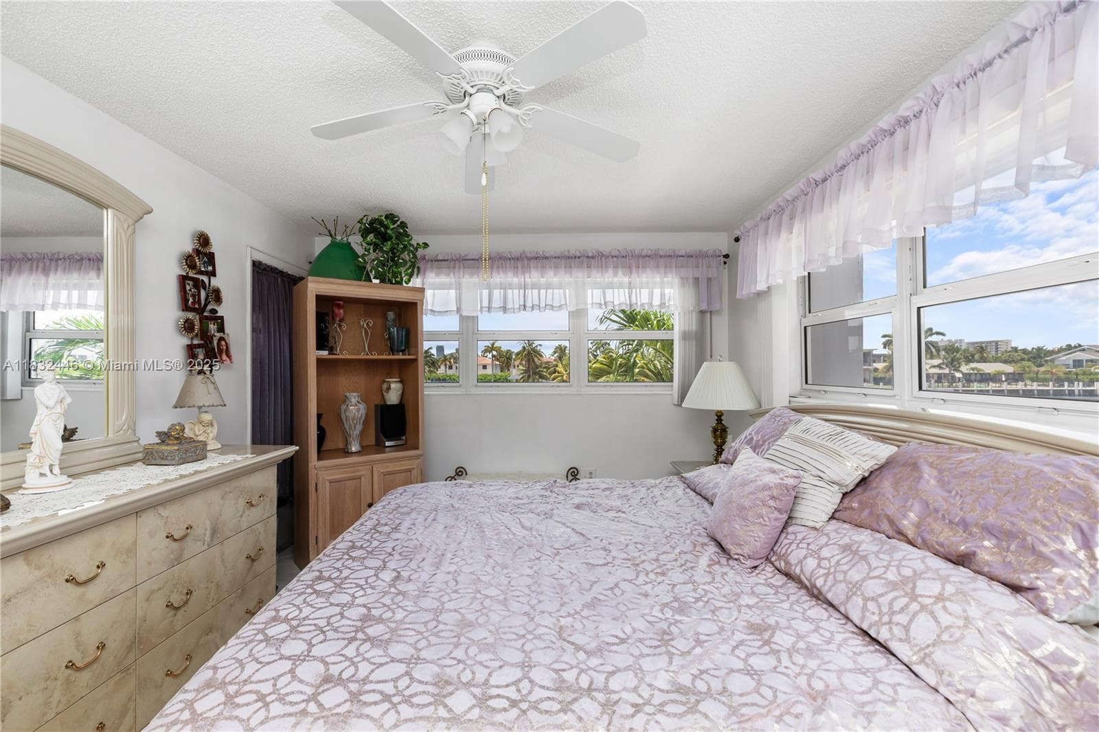 3135 S Ocean Dr 230 photo 15