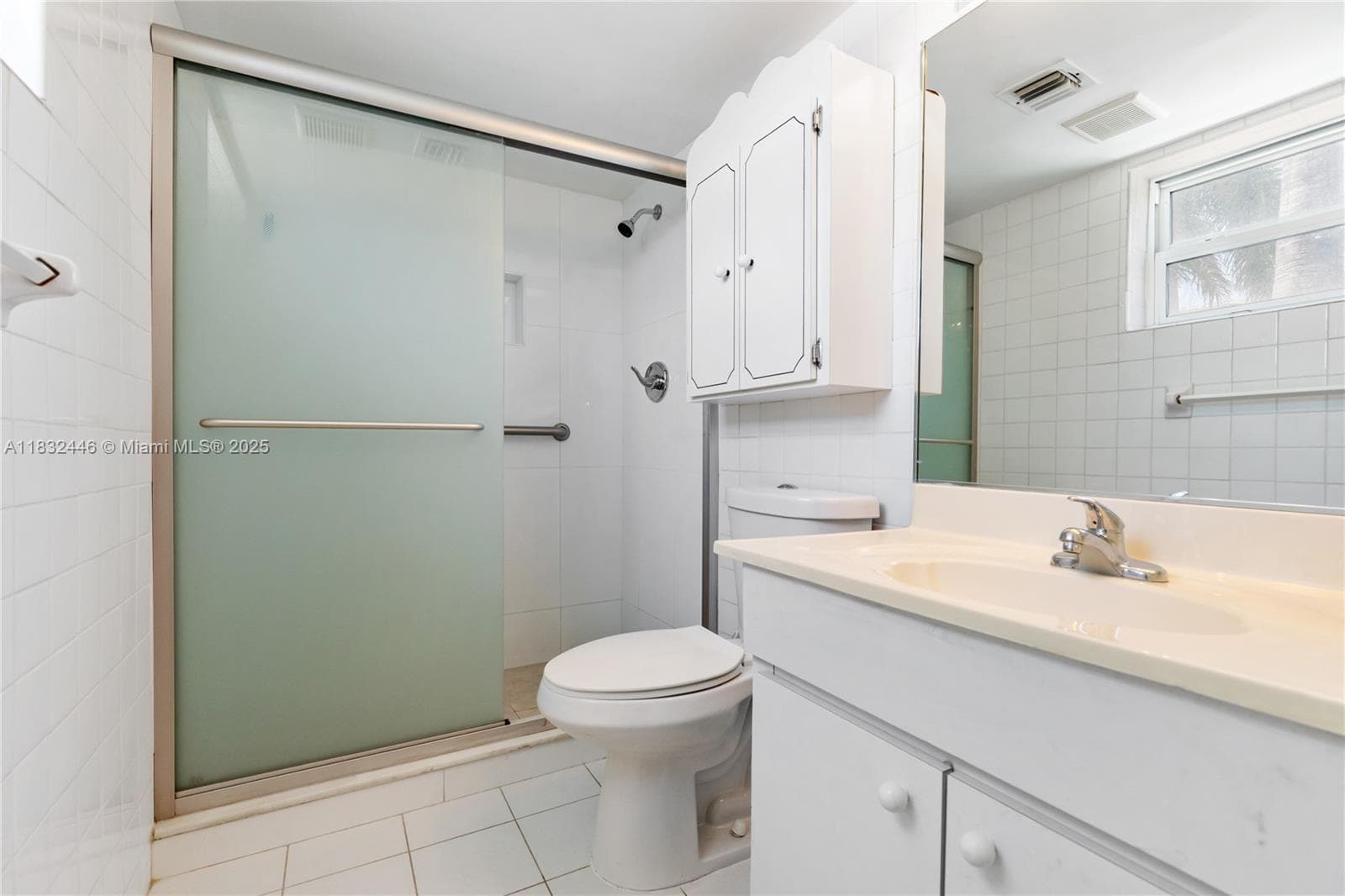 3135 S Ocean Dr 230 photo 4