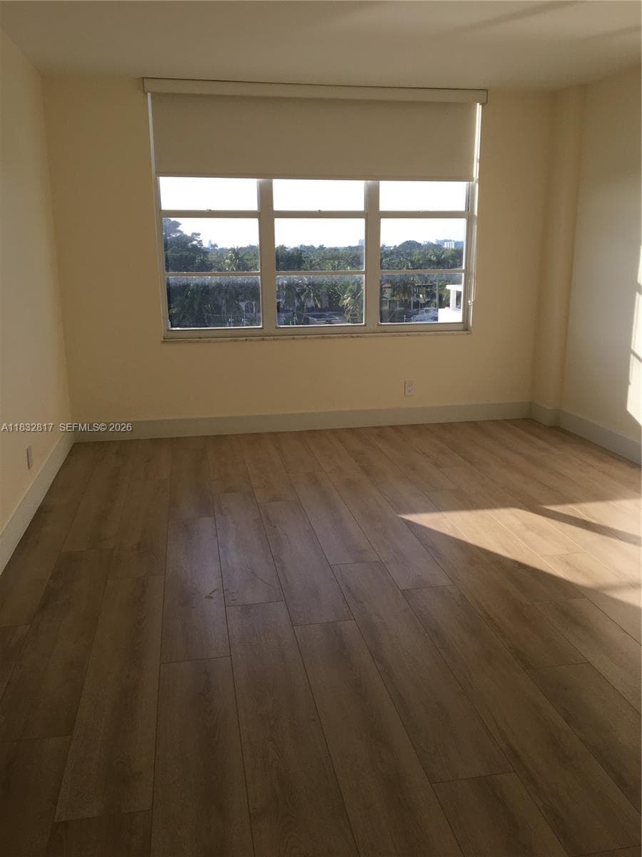 5700 Collins Ave 6J photo 24