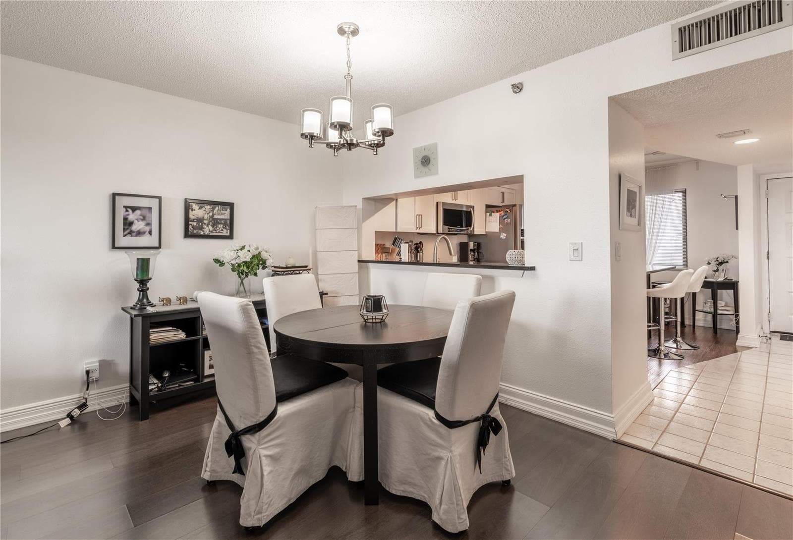 2206 S Cypress Bend Drive 803 photo 1