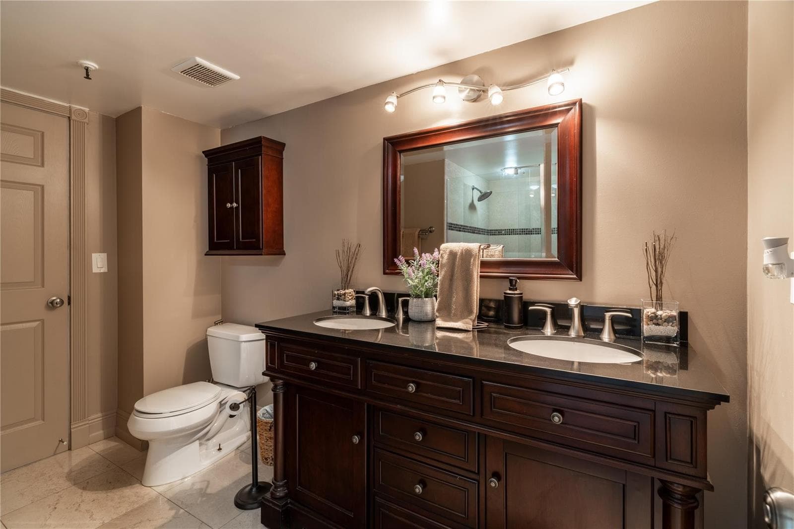 2206 S Cypress Bend Drive 803 photo 21