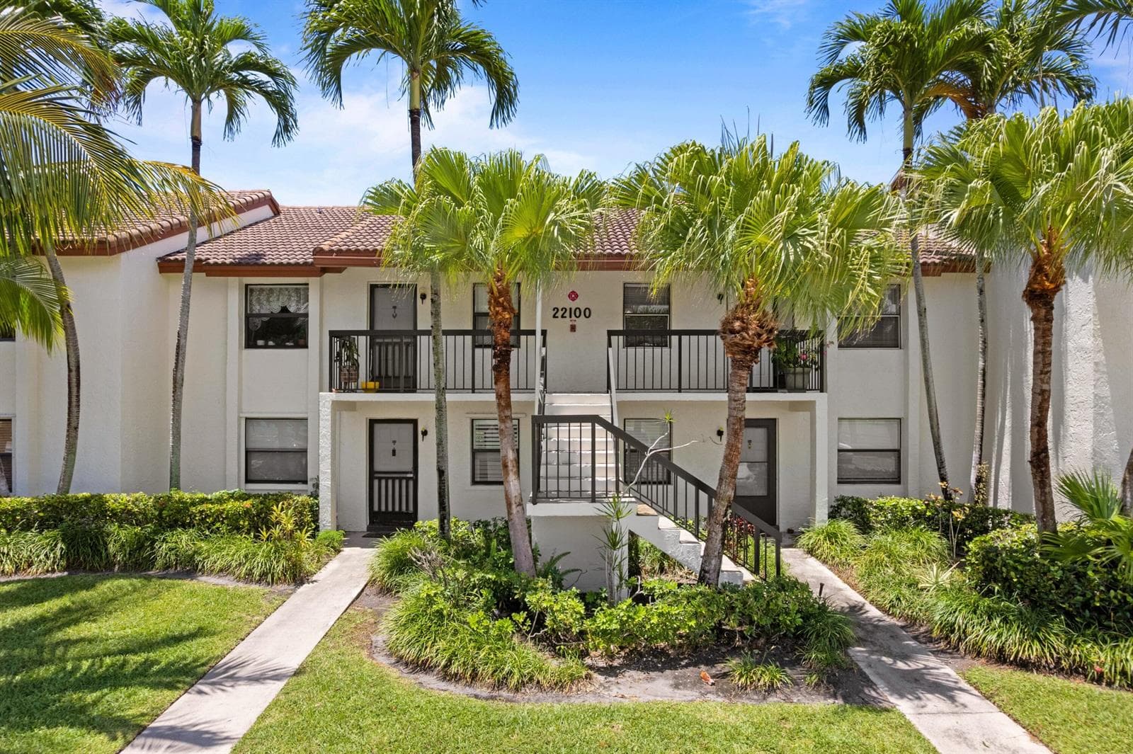 22100 Palms Way 204 photo 16