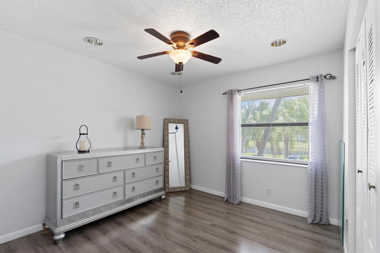 22100 Palms Way 204 photo 12