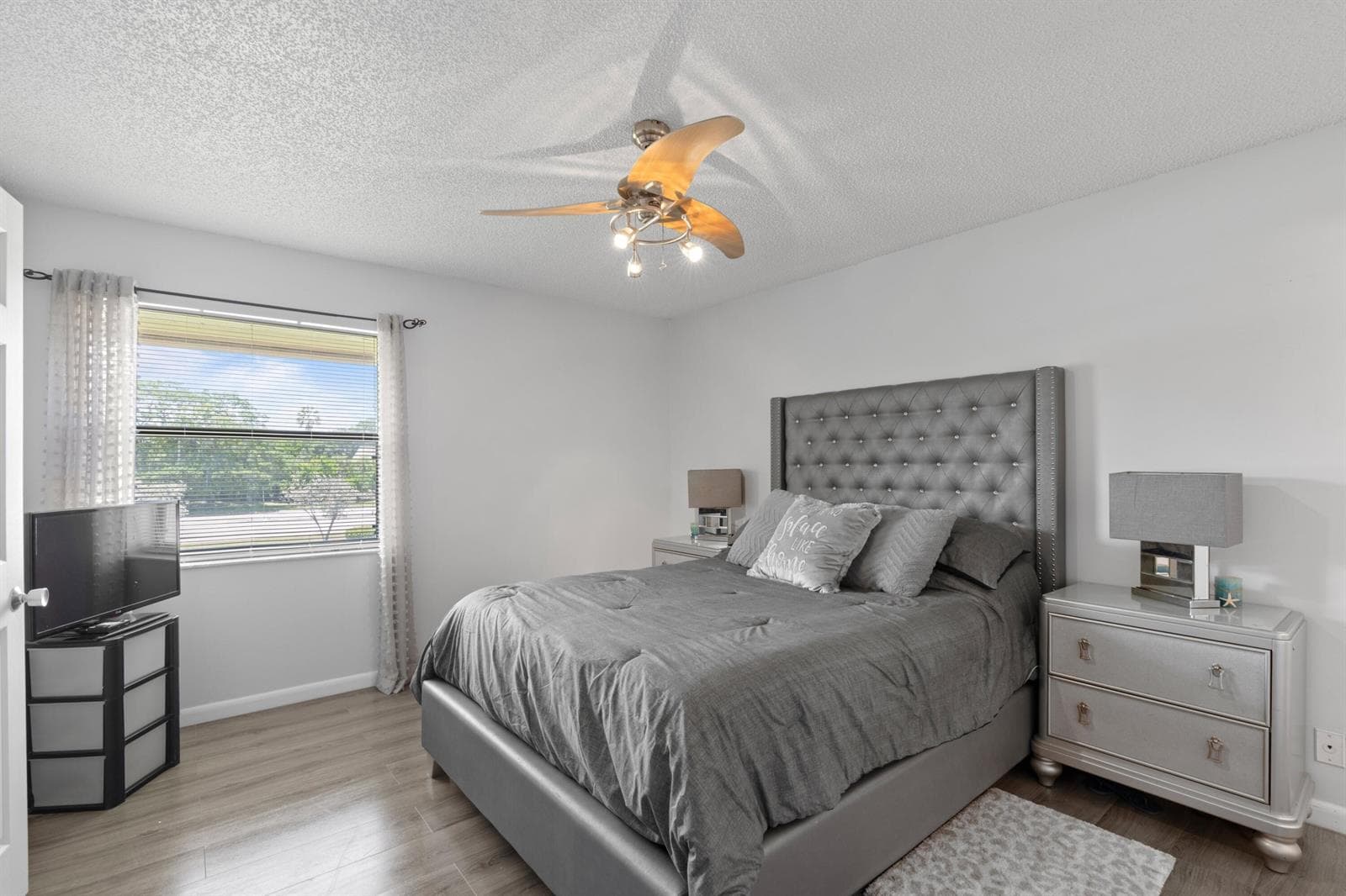 22100 Palms Way 204 photo 10