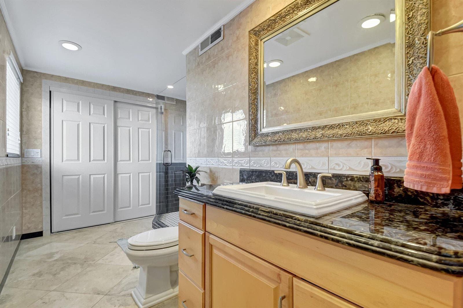 1206 S Lake Drive 504 photo 17