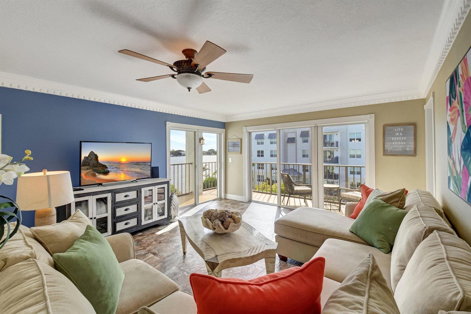 1206 S Lake Drive 504 photo 1
