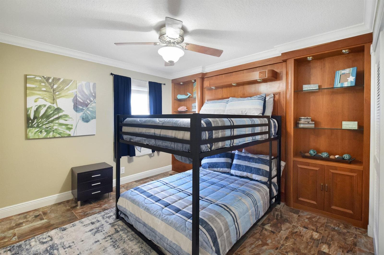 1206 S Lake Drive 504 photo 24
